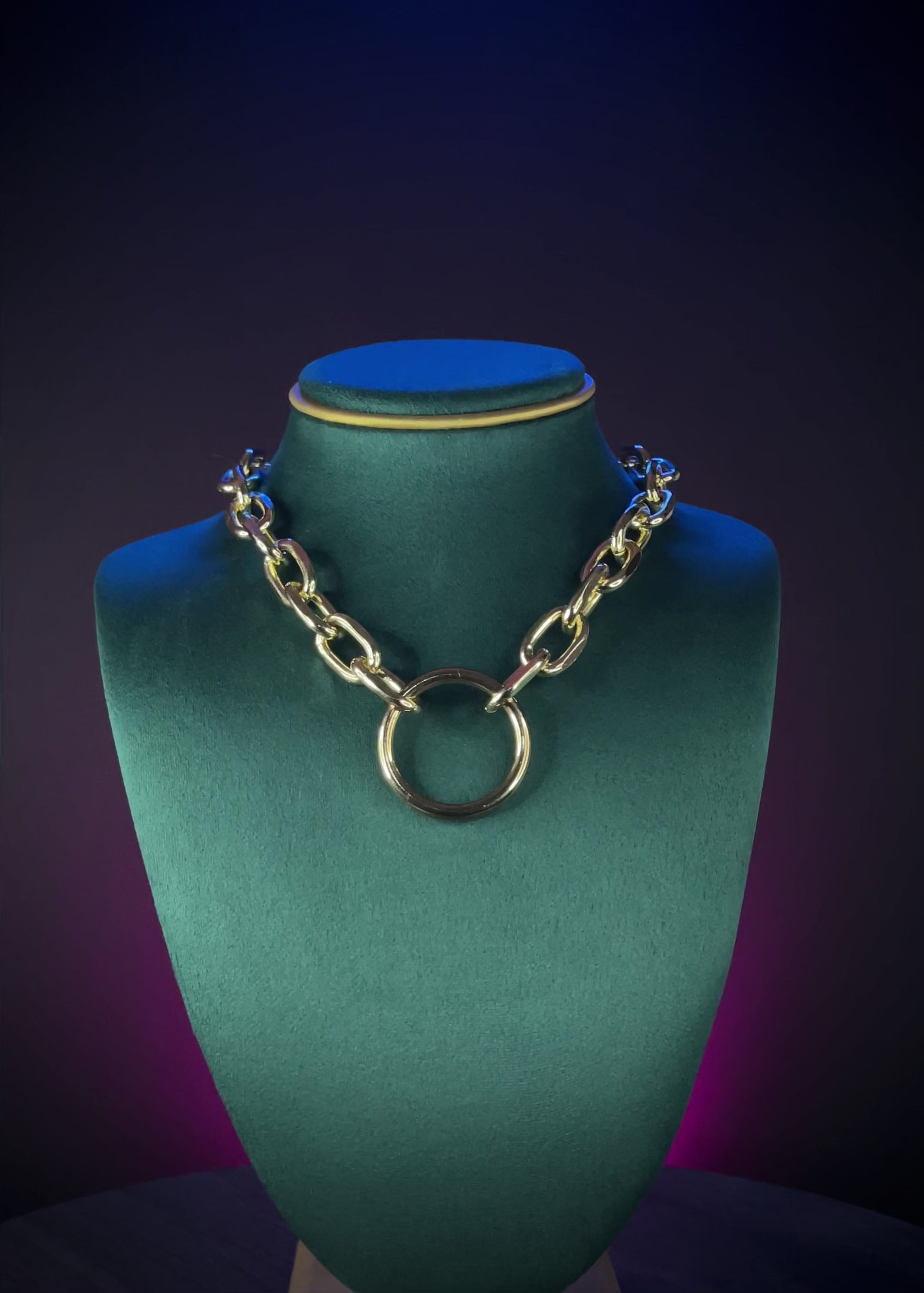 Gold chain necklace 